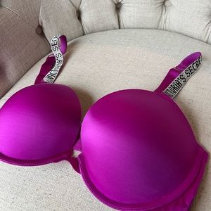 Victoria’s Secret Very Sexy Shine Strap Push-Up Bra